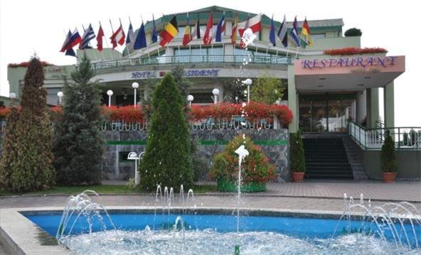 Hotel President Arad Dış mekan fotoğraf
