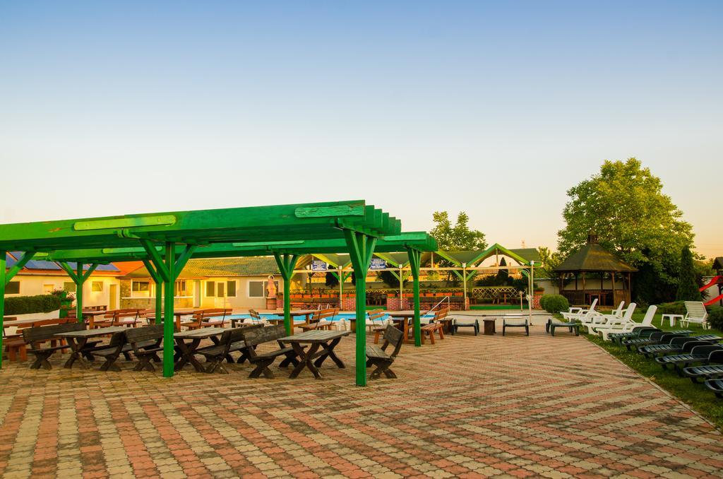 Hotel President Arad Dış mekan fotoğraf